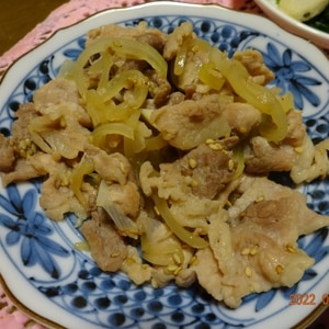 【簡単炒め物】豚肉と玉ねぎの甘辛マヨネーズ炒め